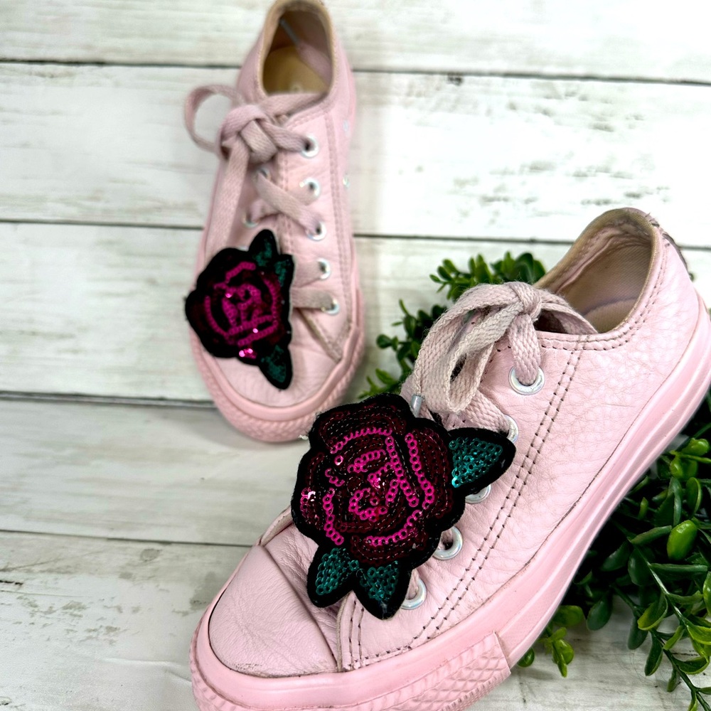 Converse Chuck Taylor All Star Low Pink Leather Rose Girls Size 11